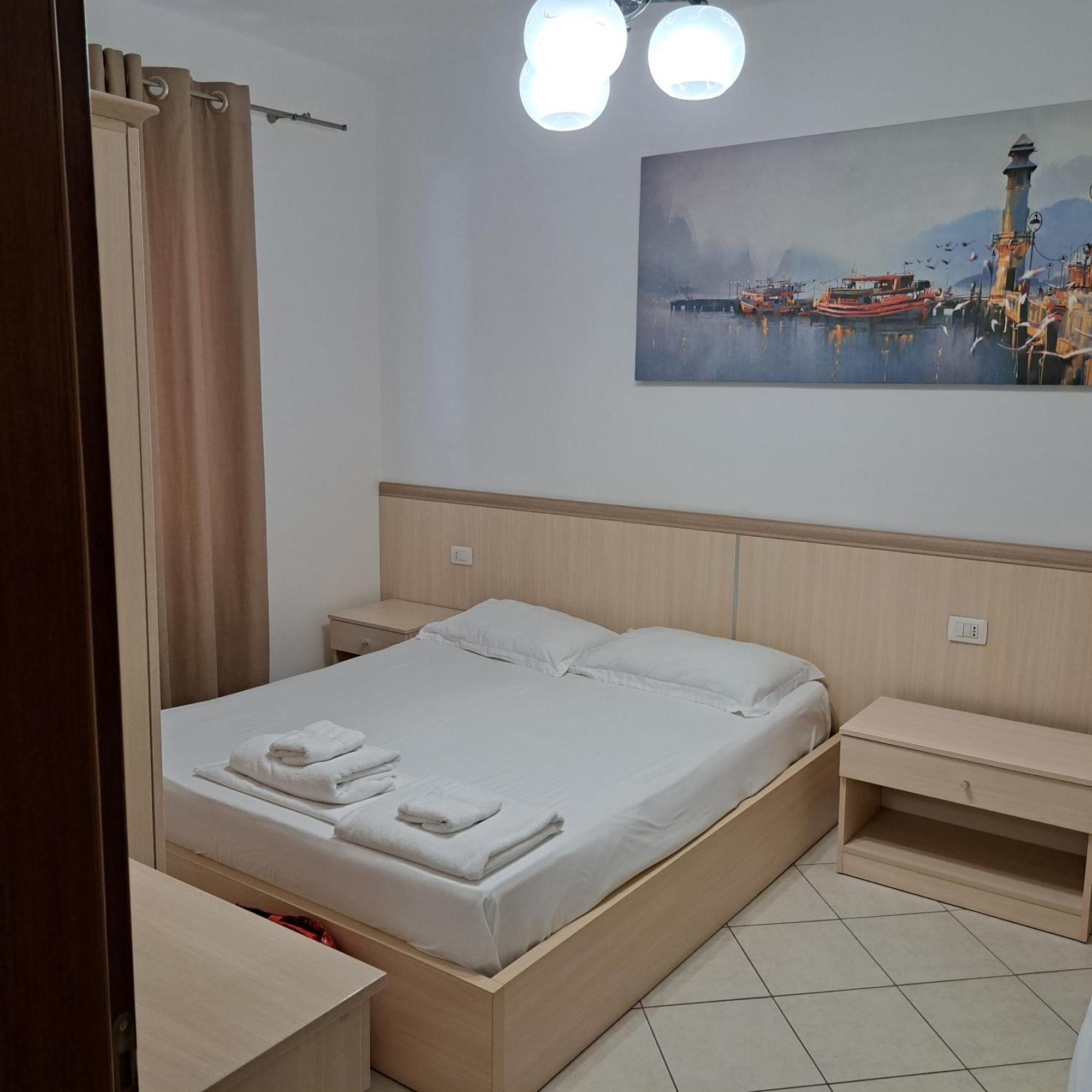 Apart-Hotel Alvi Sarande Exterior photo
